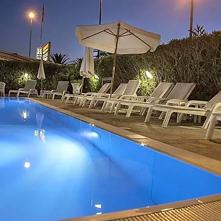 Bixio فندق