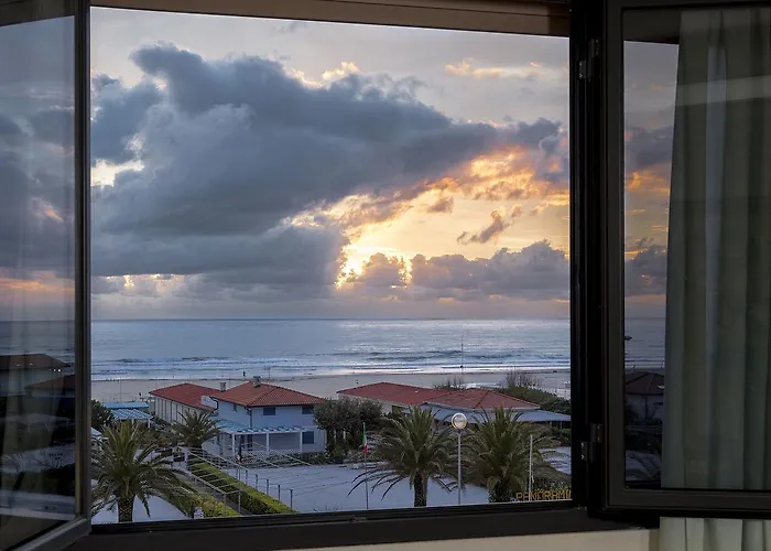 Отель Bixio Лидо-ди-Камайоре